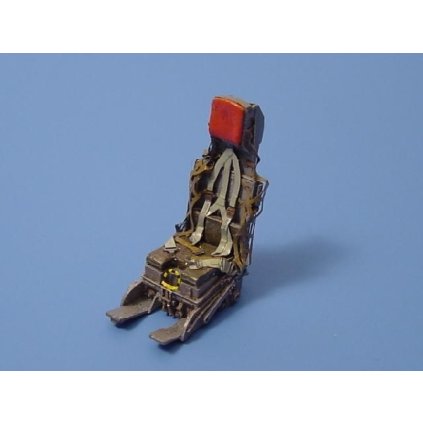 25976 1 1 48 lockheed c2 seats