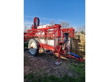 Postrekovač ťahaný AGS 3000 - použitý