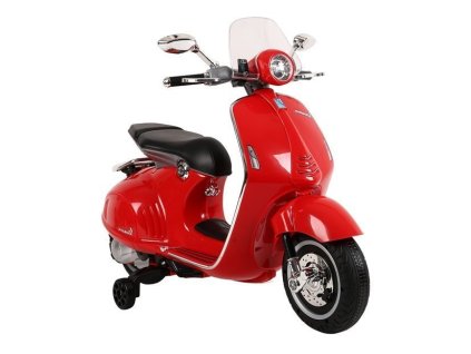 Červený elektrický skútr Vespa GTS 300
