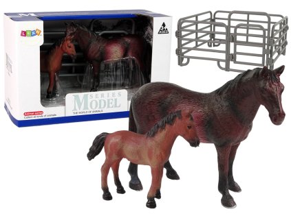 Sada 2 figurek Kůň s hříbětem a perem