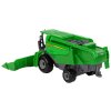 Malý zelený kombajn zemědělské vozidlo