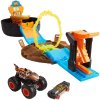 Hot Wheels City Autodráha kaskadérská aréna Pneumatika + 2 vozidla
