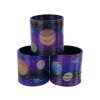 Ikonický jarní relaxační motiv Purple Planet 6CM