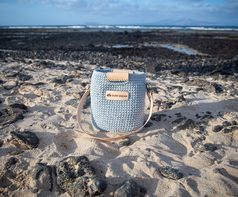 Ručně háčkovaná kabelka