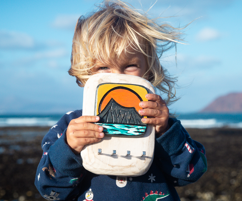 Věšáček surfový