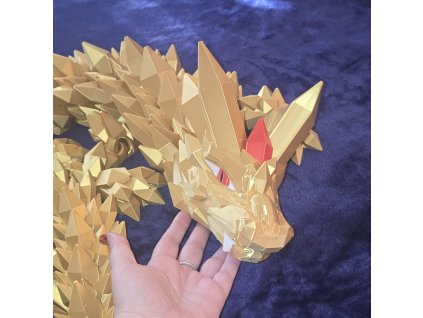3D figurka Gigantický zlatý drak králů 200 cm