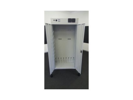 skrin 05 nastupce ros 04t 8x obuv 8x rukavice 4 6 x odev