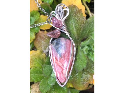 409050843 940969957544363 4375787901378496692 n