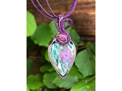 rubín-fuchsit-a-rubelit