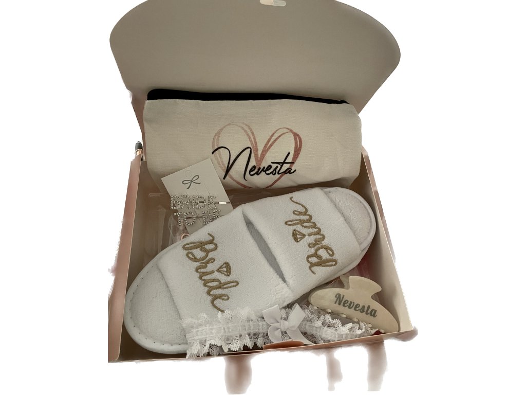 Darčekové boxy pre nevestu a družičky: Elegantné prekvapenia na rozlúčku so slobodou 🎁