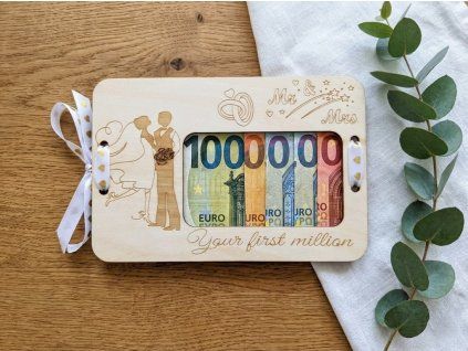 vtipna-drevena-obalka-your-first-million