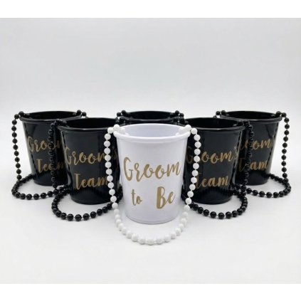 poldecaky groom to be na rozlucku so sloboodu