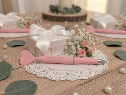 svadobny-darcek-pre-hosti-ruzove-pero