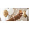 detail-broskynovy-naramok-so-zlatym-napisom-team-bride
