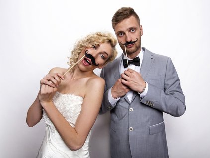 Partydeco kníry (vousy) 6 ks - rekvizity do fotobudky na svatební focení