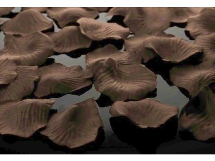 Plátky růží hnědé s lístky - dekorační textilní plátky růží na svatební výzdobu