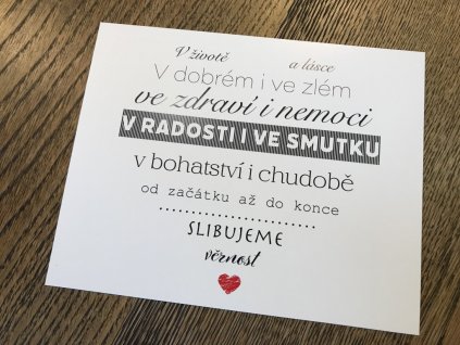Cedulka se svatebními sliby do srdíčka s černým textem - cedulka na svatební výzdobu