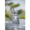 Svíčka Nevěsta a ženich stříbrná perleťová - svatební svíčka ve tvaru novomanželů