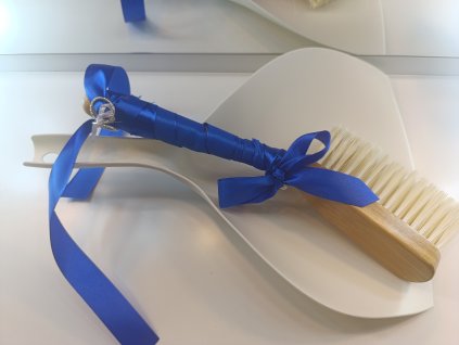 Smetaček a lopatka/ dřevěná metlička