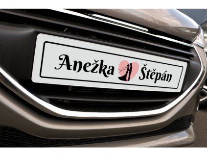 svatebni par v srdci