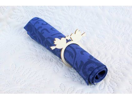 krouzek na ubrousky holubicky