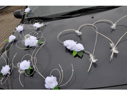 128 vyzdoba auta srdce