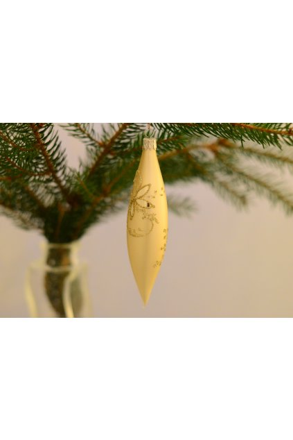 Vánoční ozdoba dekorovaná raketa