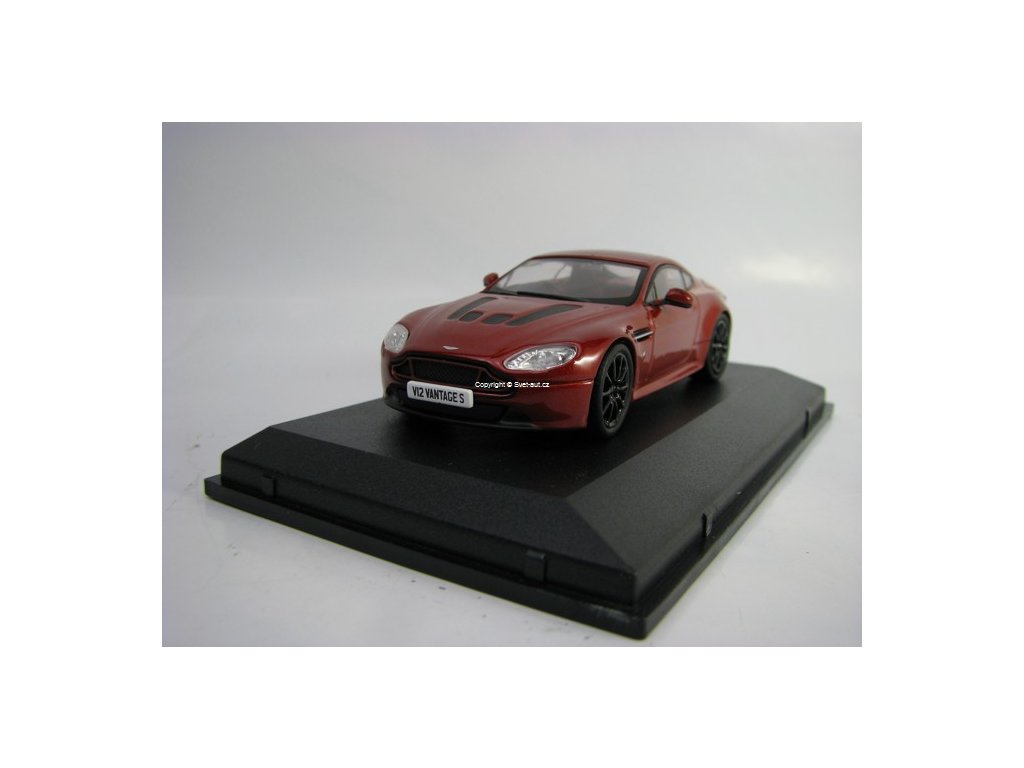 Aston Martin V12 Vantage S Volcano Red 1:43 Oxford