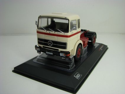 Mercedes LPS 1632 Tahač 1:43 Ixo TR039