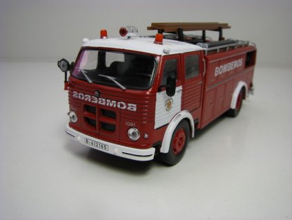 Pegaso Comet 1091 Bomberos Barcelona Hasiči 1:43 Atlas Edition