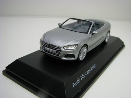 Audi A5 Cabriolet 2017 silver 1:43 Spark