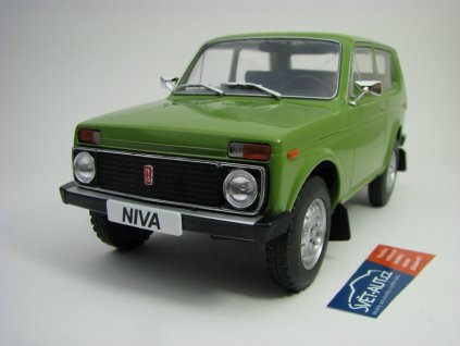 Lada Niva 1976 Olive Green 1:18 Modelcar Group MCG18255
