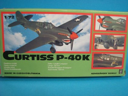 Letadlo Curtiss P40-K 1:72 Kovozávody Semily