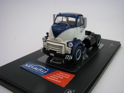 GMC 950 COE 1954 Tahač 1:43 Ixo TR150