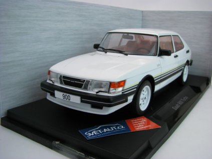 Saab 900 Turbo White dekor 1:18 MCG Modelcar Group MCG18339