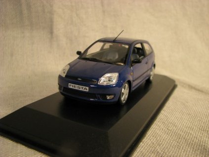 Ford Fiesta 3 doors blue 1:43 Minichamps