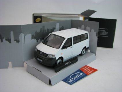 Volkswagen T5 Mikrobus 2010 White 1:43 Cararama