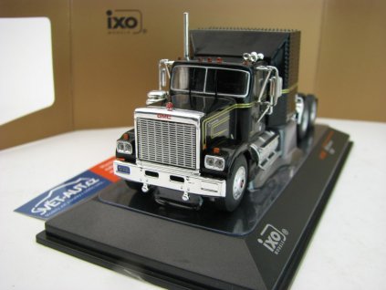 GMC General 1980 Black 1:64 Ixo