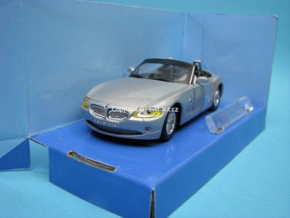 BMW Z4 Roadster silver 1:43 Cararama