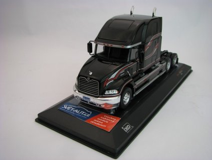 Mack Vision 2000 Tahač Black 1:43 Ixo Models TR198.22
