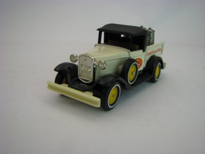 Ford Model A Fresh Farm Milk Matchbox-Yesteryear Y-35