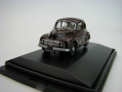 Morris Minor Maroon MM 1:76 Oxford