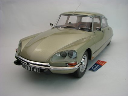 Citroen DS 23 Pallas 1973 Beige metallic 1:12 Norev