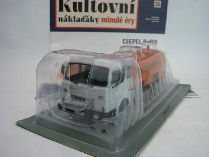 Časopis 36 s modelem Csepel D-750 Cisterna 1:43 DeAgostini