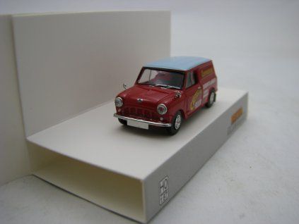 Austin Van Circus Chipperfields 1960 1:87 HO Brekina 15369
