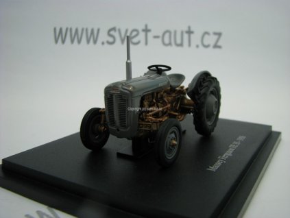 Traktor Massey Ferguson FE 35 1956 1:43 Universal Hobbies