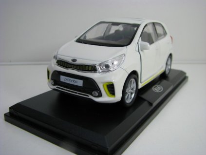 Kia Picanto White 1:38 Pino B&D