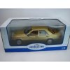 Mercedes-Benz 300E W124 1984 Créme metallic 1:18 MCG Modelcar Group