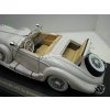 Mercedes-Benz 500K Typ Specialroadster 1936 white 1:18 Maisto