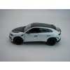 Lamborghini Urus Performance White pearl 1:40 Kinsmart
